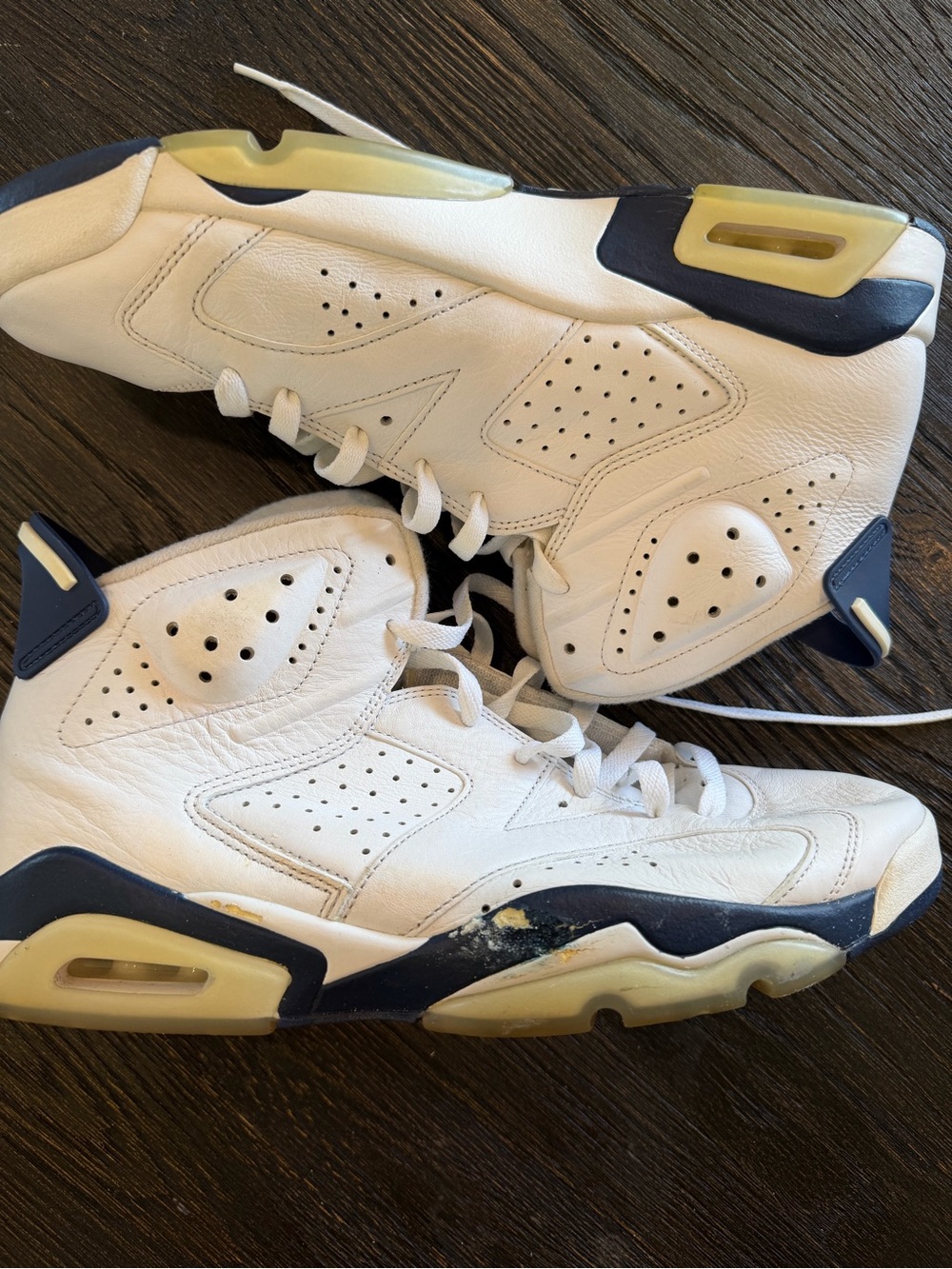 Size 11.5- Jordan 6 Retro Midnight Navy